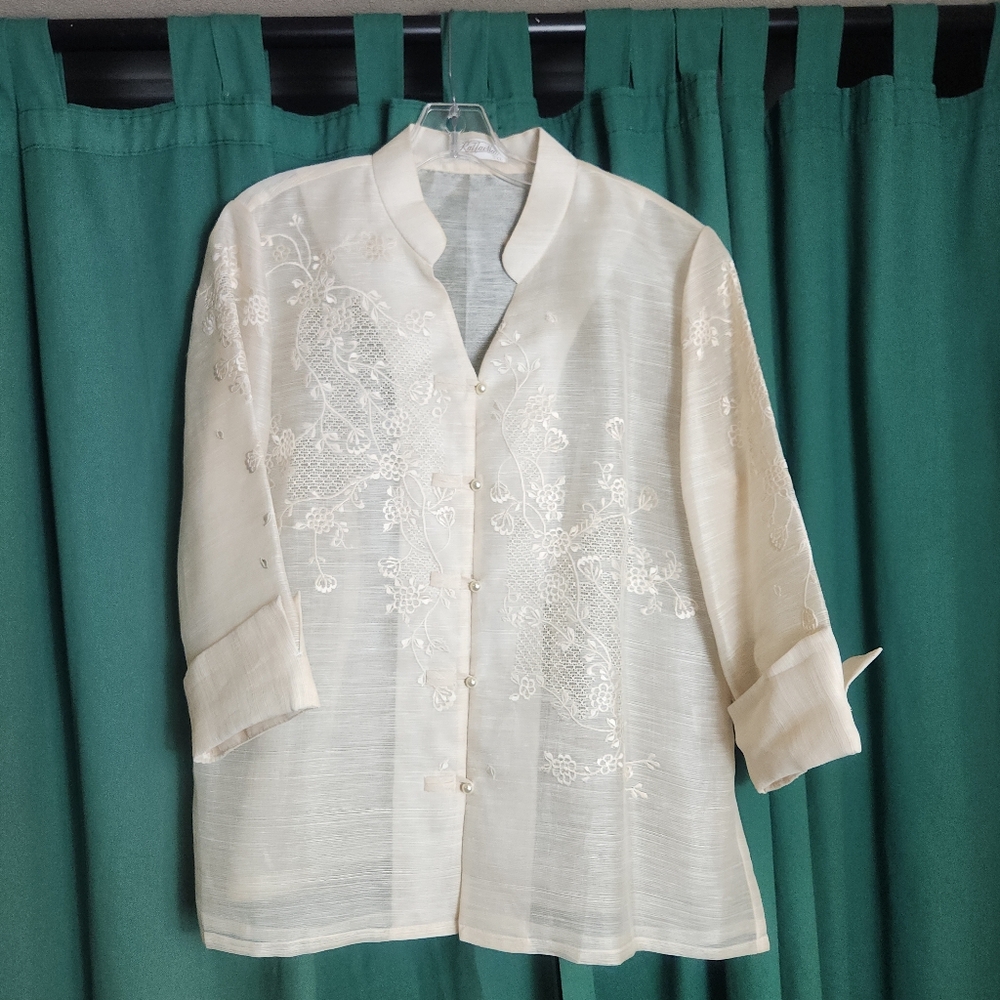 EUC Elegant Cream Embroidered Two Piece Blouse And Long Skirt